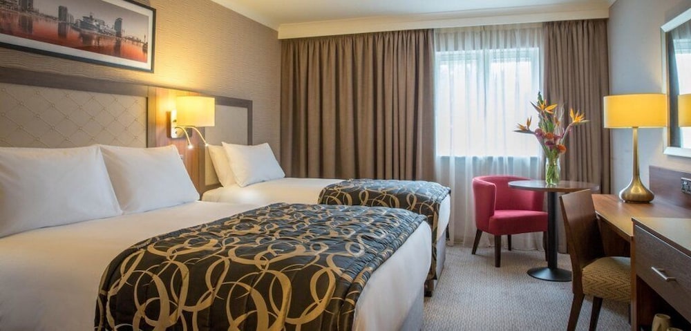 Clayton Hotel 11/64
