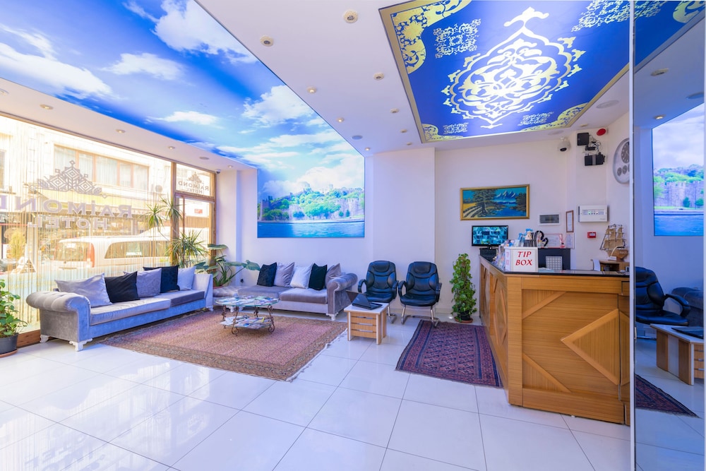 Raimond Hotel 2/29