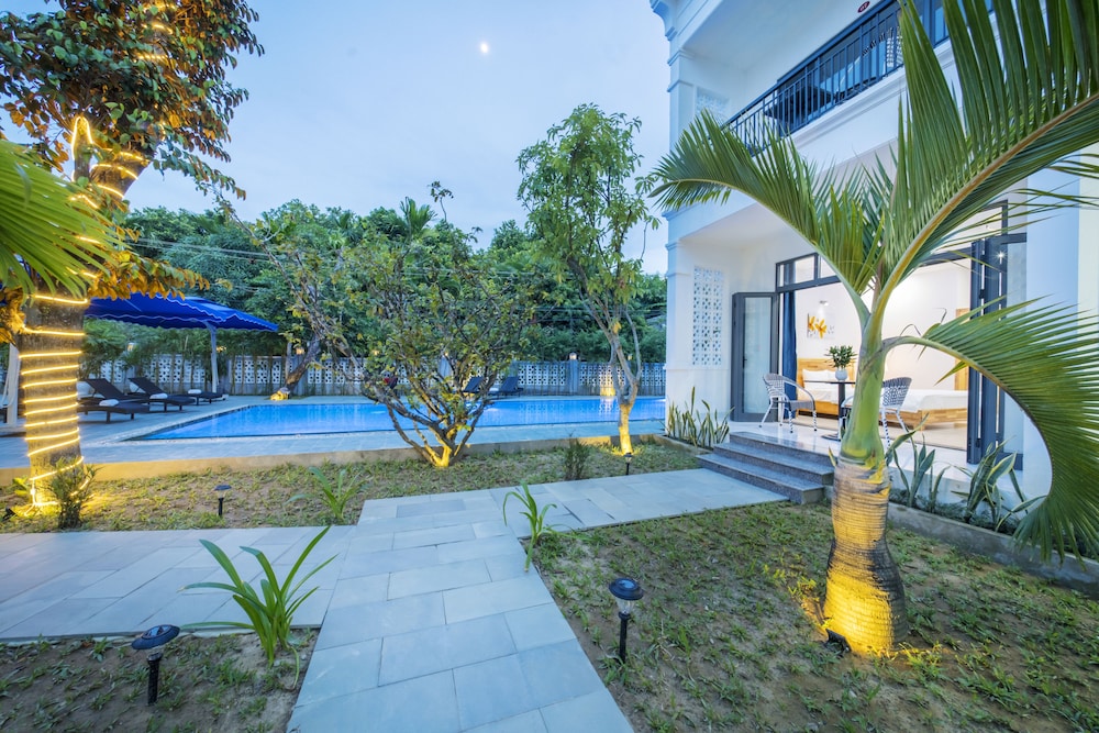 Tran Family Villas Boutique Hotel 25/28