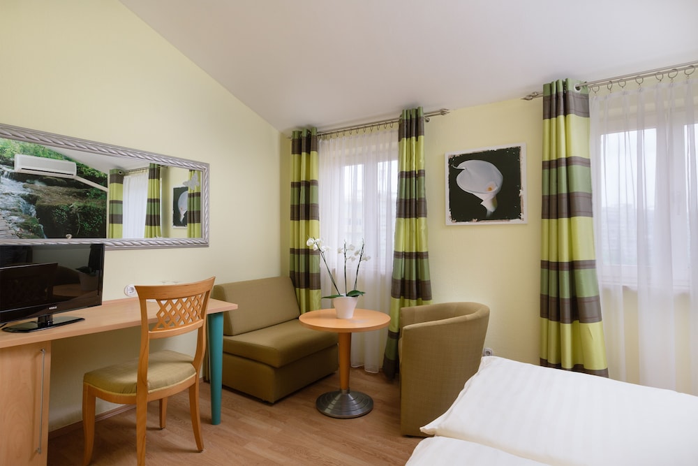 Hotel Scaletta 12/25