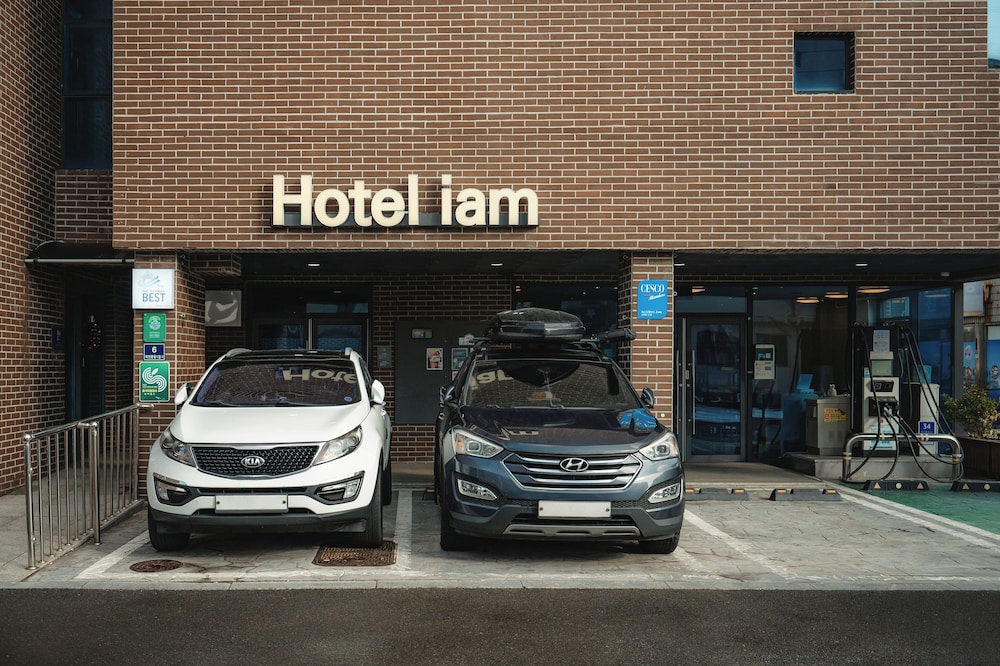 Hotel Iam - Hostel 41/50