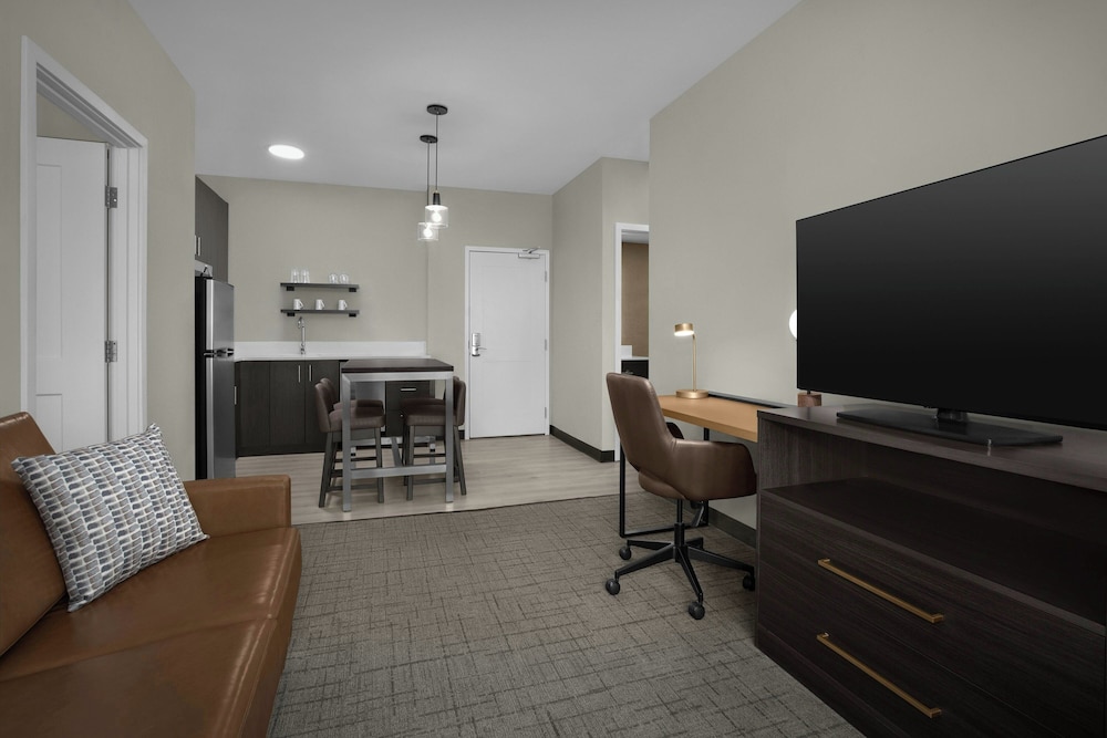 Residence Inn by Marriott Newark, DE 32/49