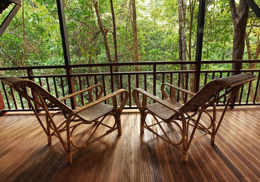 VYTHIRI RESORT 36/55