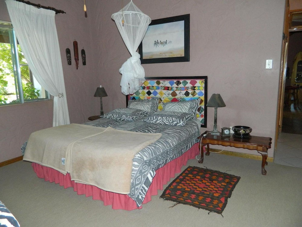 Corona Guest Farm 10/50