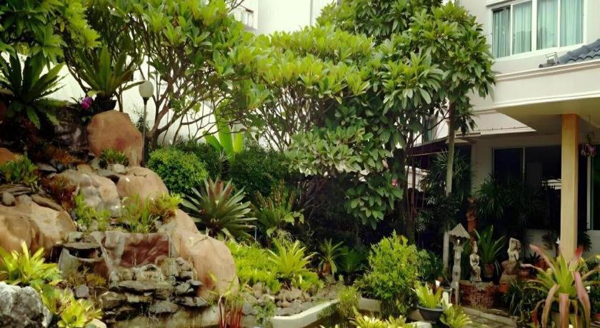 LOEI ORCHID 29/34