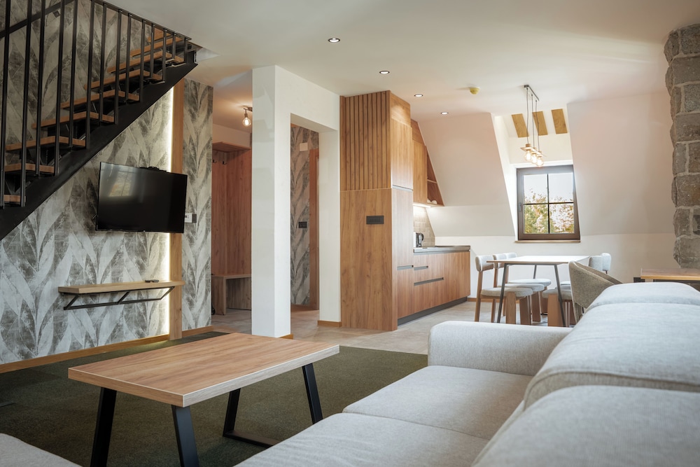 Angelina Apart Hotel&Spa Divcibare 67/83