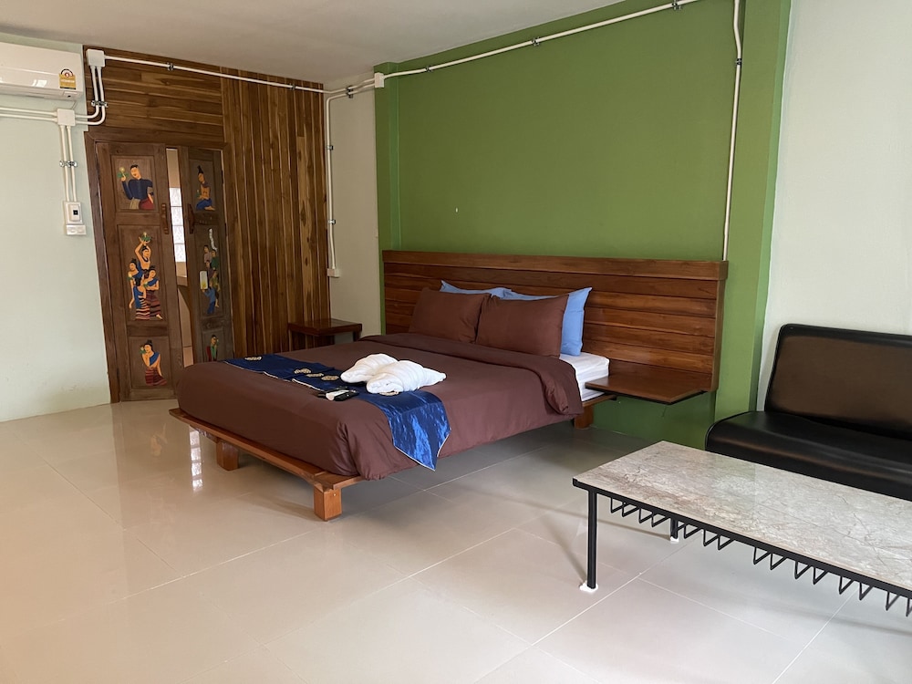 Ruen Kaew Resort 27/38