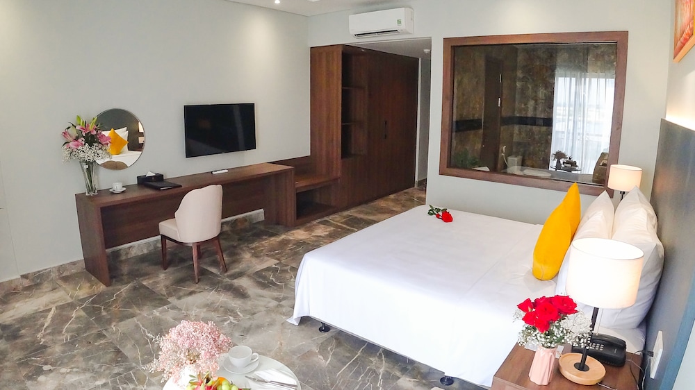 Phu Thang Grand Hotel 13/50