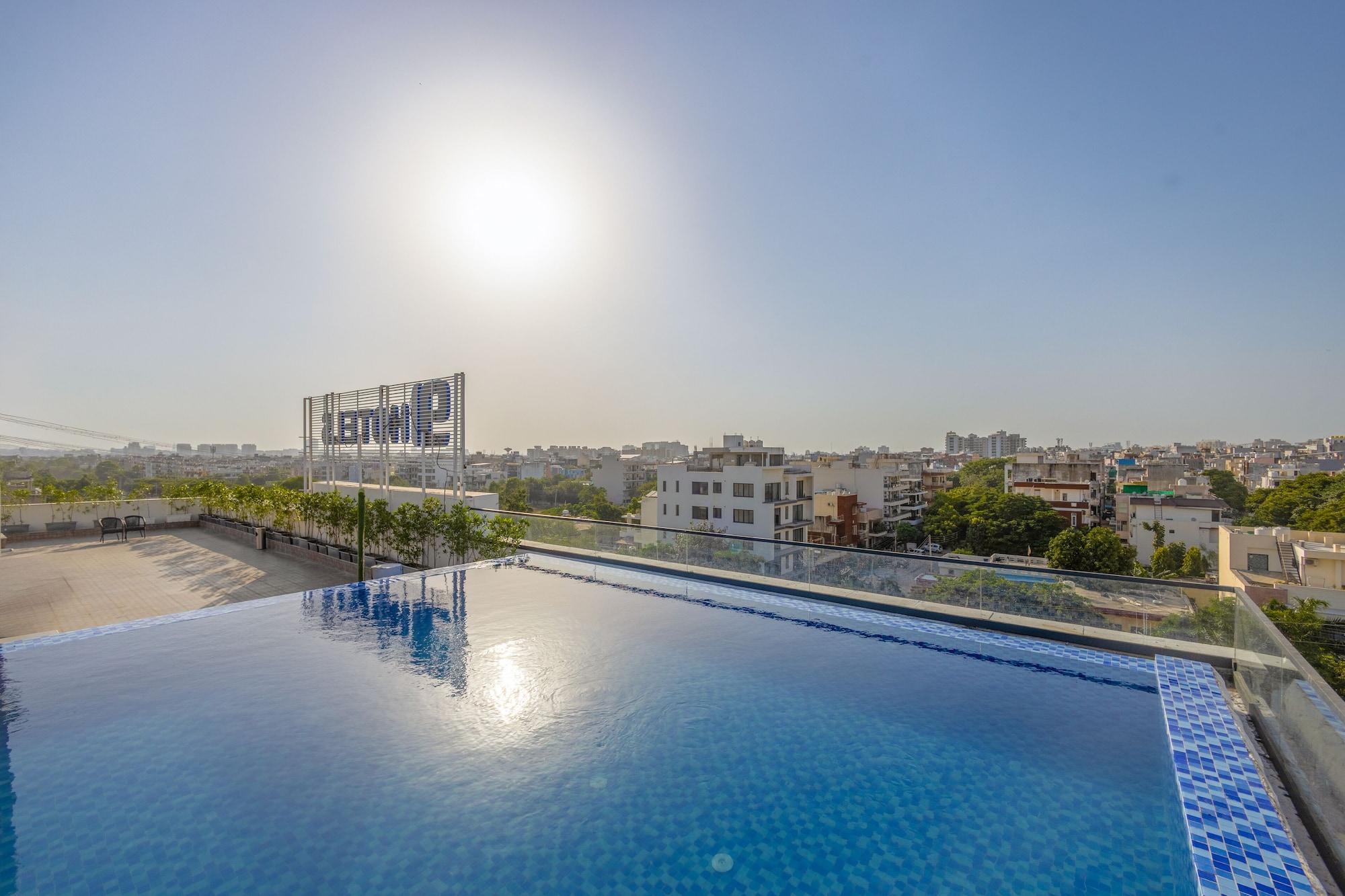 Hotel 91 City Centre Sector 52 44/50