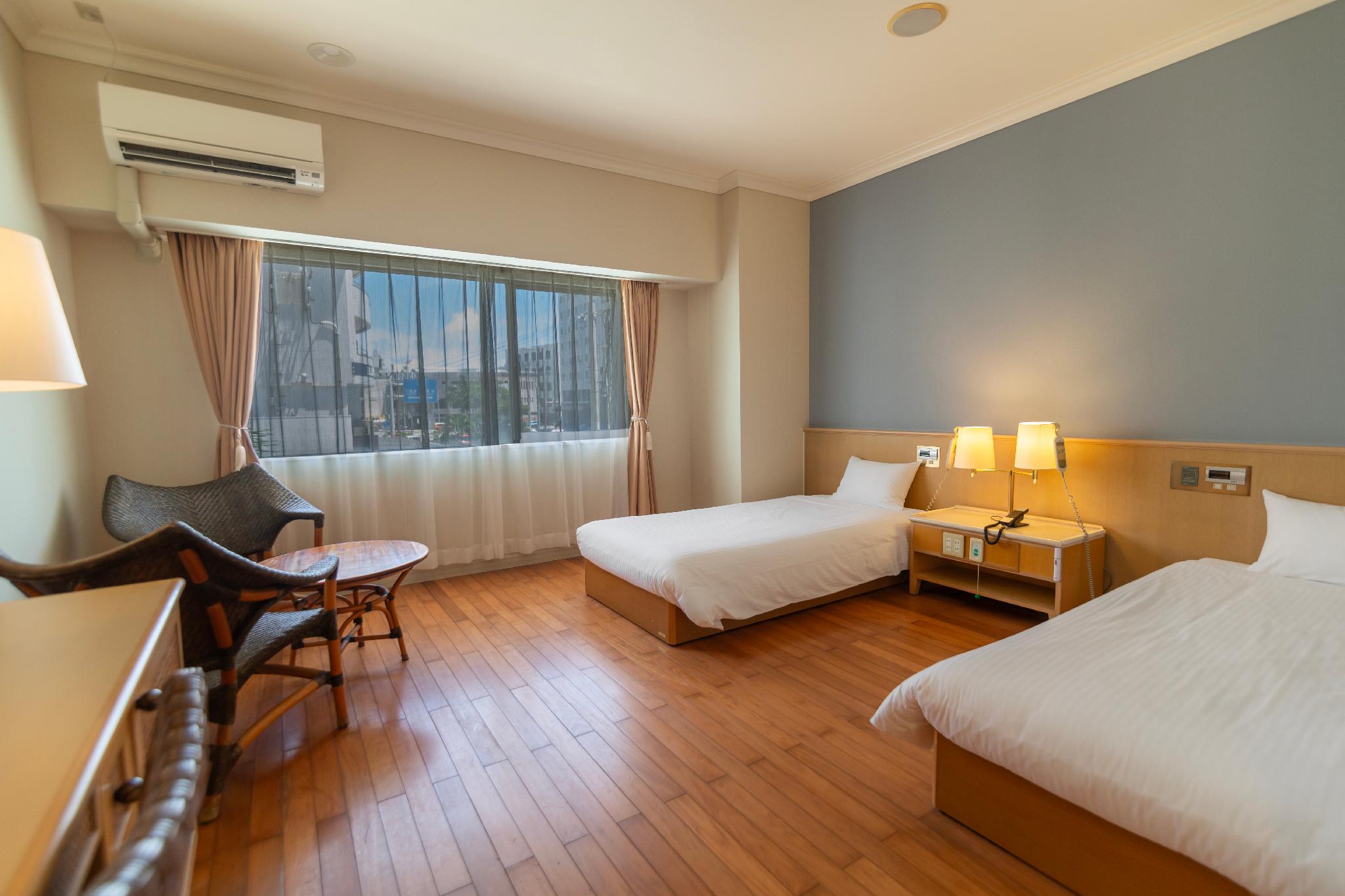 Room, Town View, Accessible