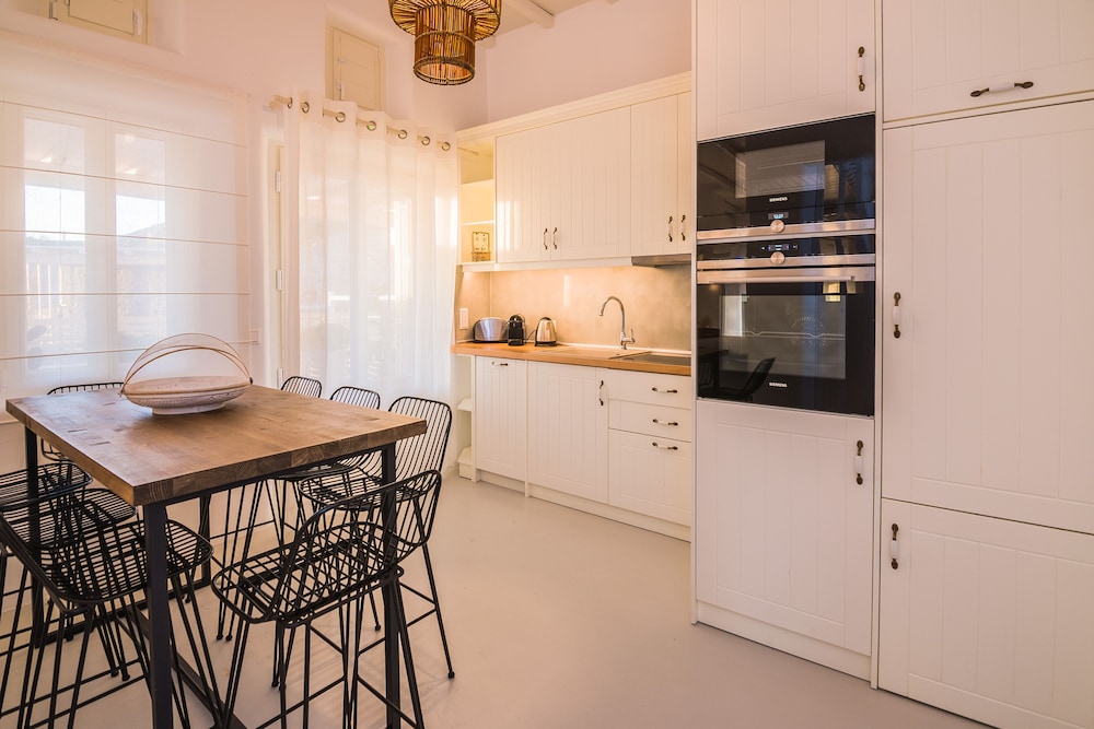 Eden View Suites & Villas 51/72