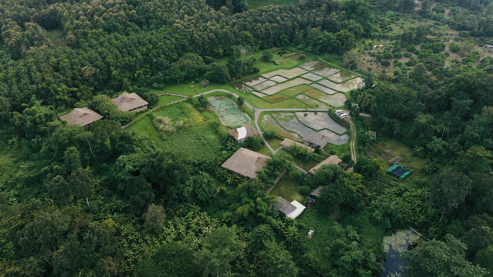 Lisu Lodge 28/37