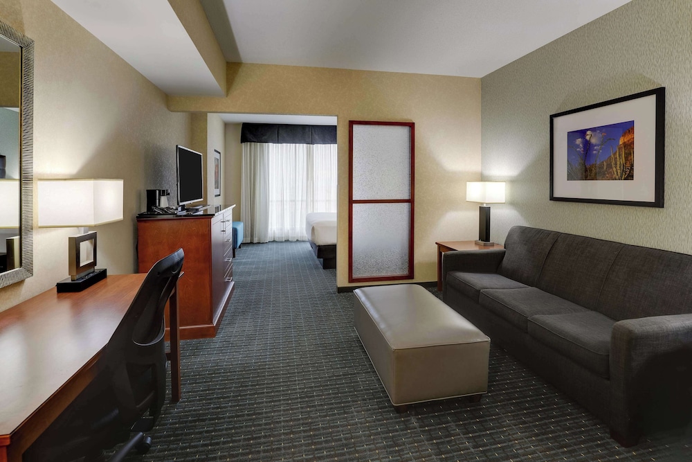 Drury Inn and Suites Phoenix Chandler Fashion Center 26/50