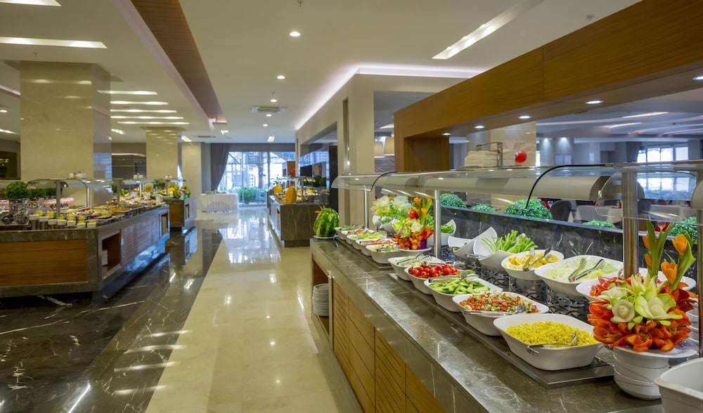 Side Sunport Hotel & Spa 6/50