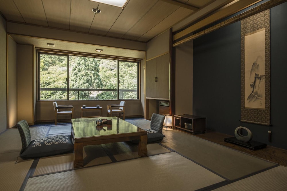 Takamiya Ryokan Bettei KUON (ex KUON) 41/54