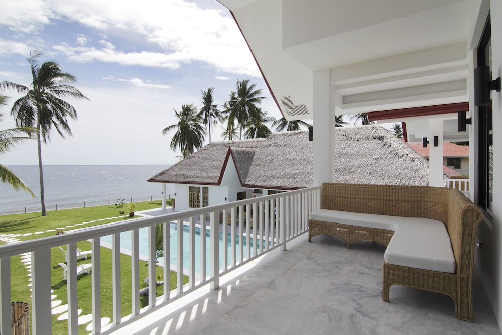 Sea Dream Resorts 60/68