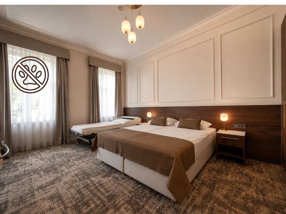 Hotel Villa Eugenia 16/45