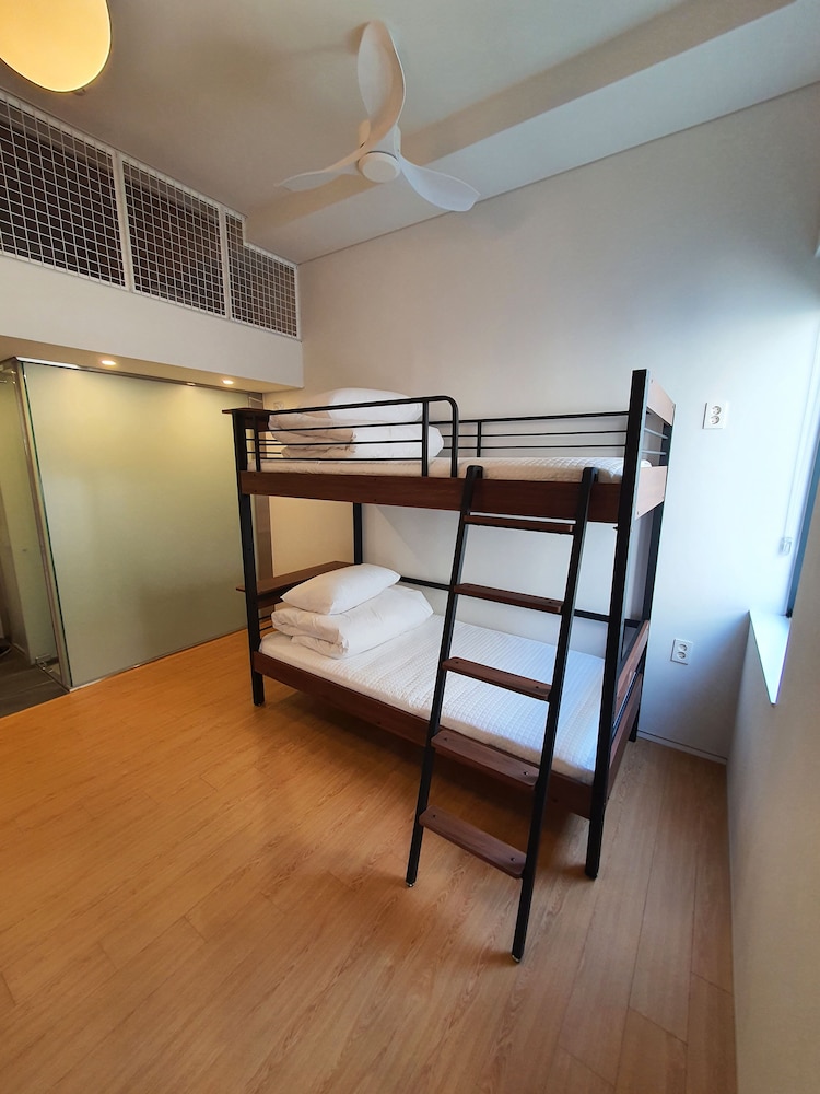Yolo Guesthouse - Hostel 14/50