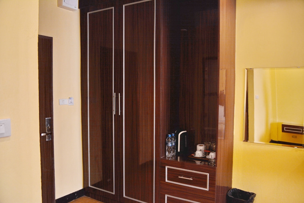 Taj Place Residency 16/30