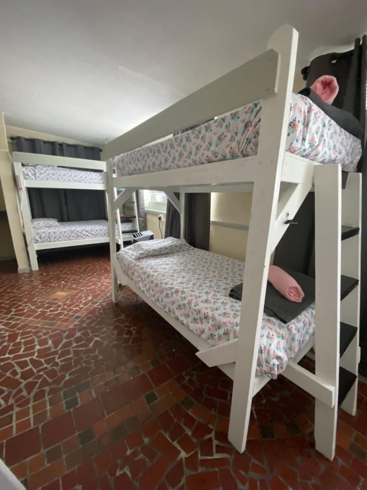 Hoosville Hostel 28/66