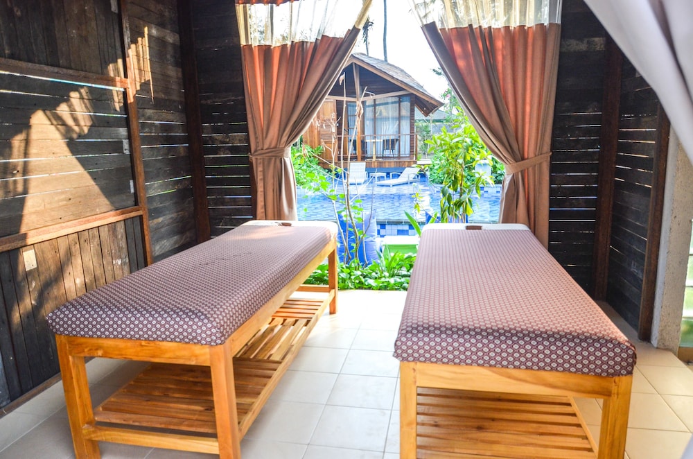 Gili Air Lagoon Resort 12/38