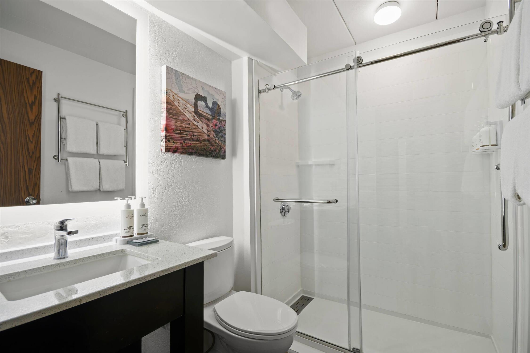 La Quinta Inn & Suites by Wyndham Sturbridge 44/50