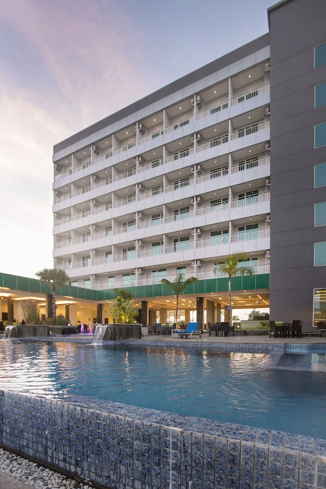 Dalton Hotel 5/58