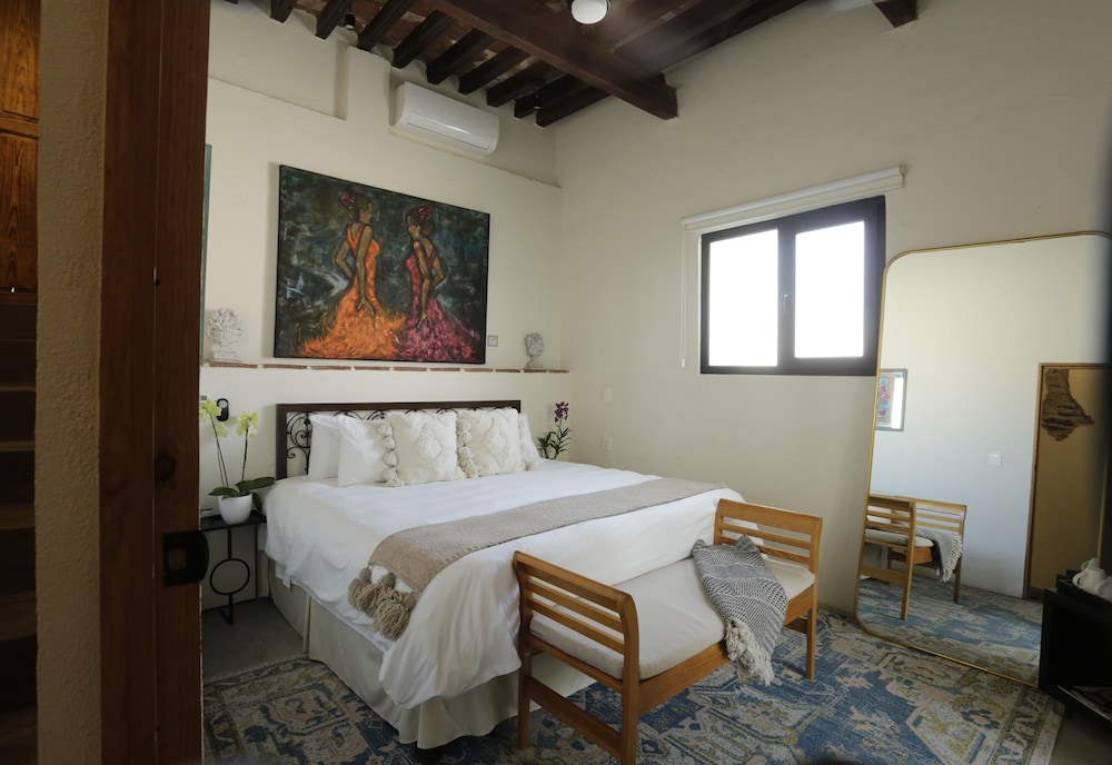 Orchid House San Miguel de Allende 19/50