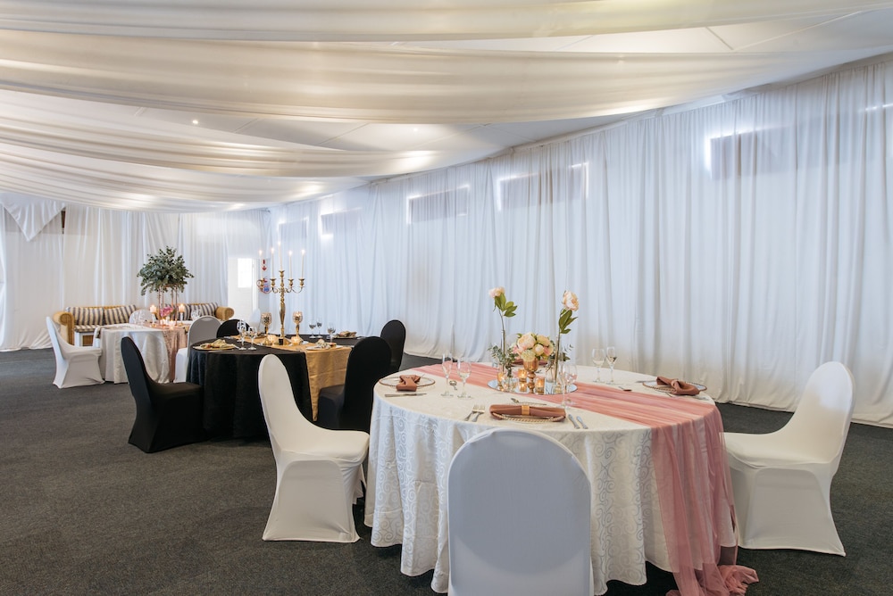 Saldanha Bay Hotel 30/50