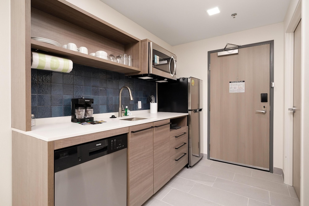 Home2 Suites by Hilton South Padre Island 17/72