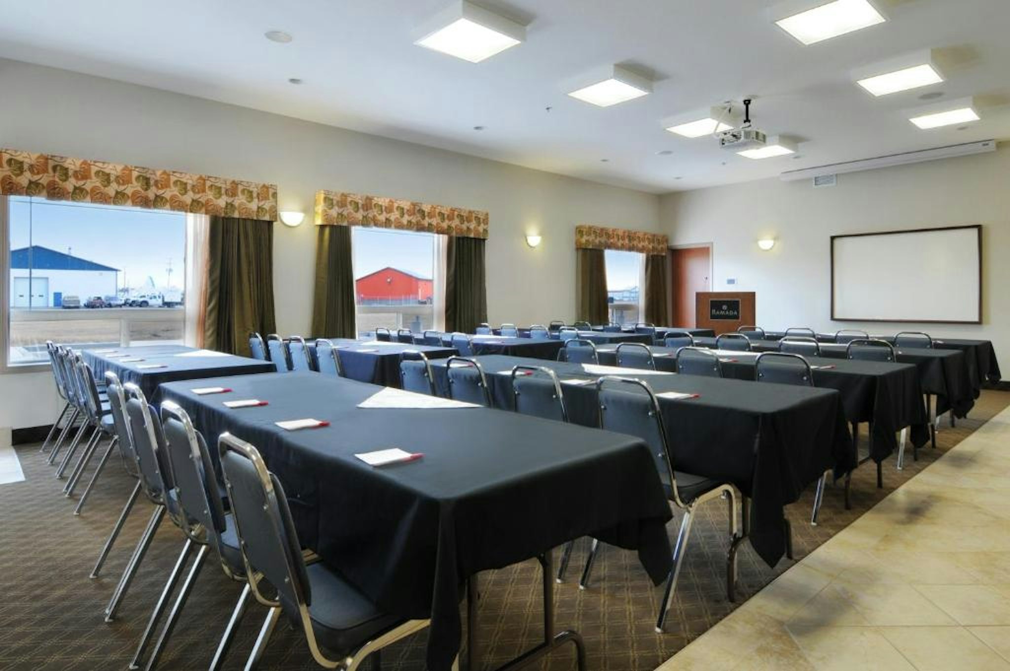 Olds Hotel 24/25