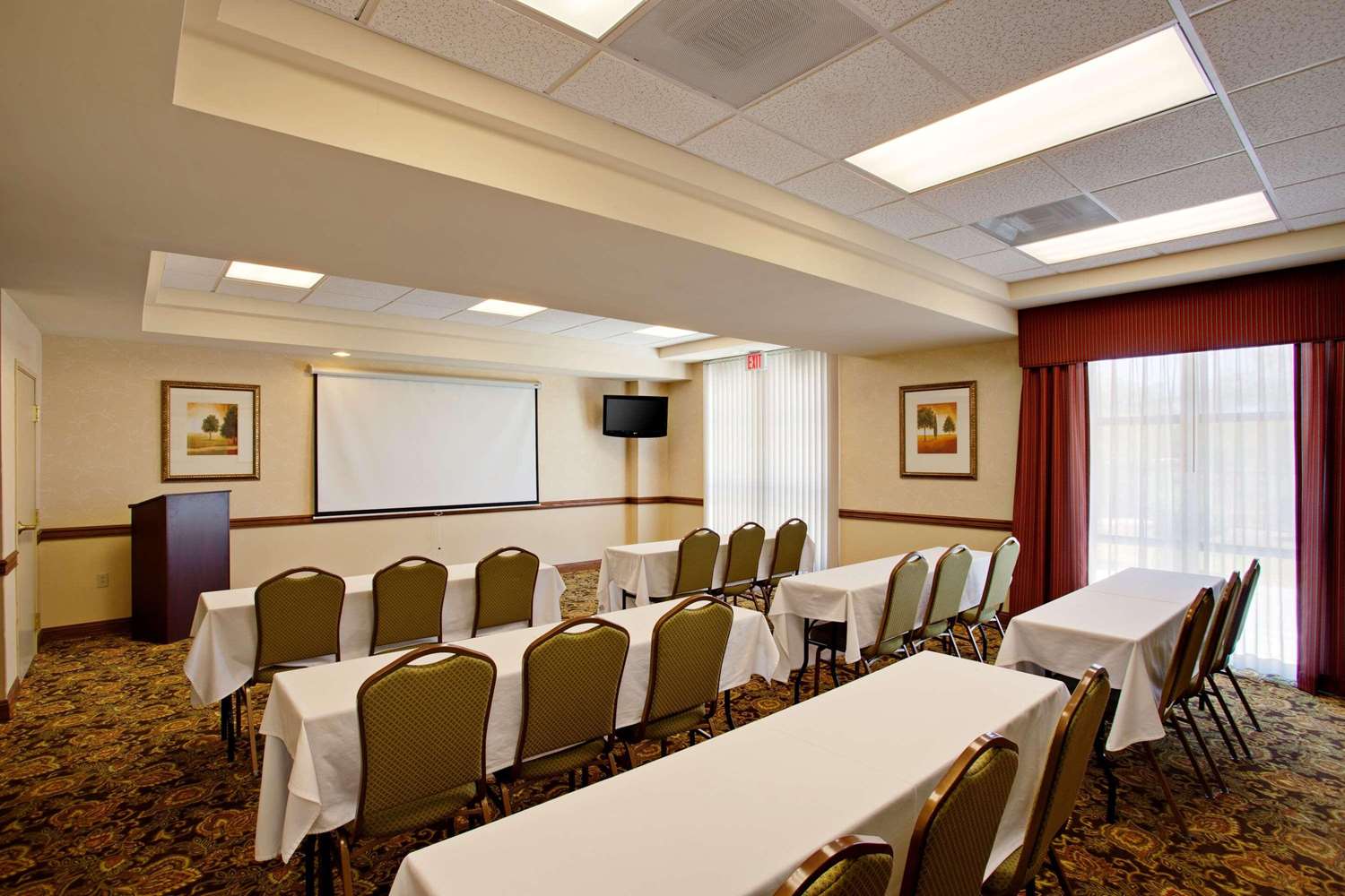 Country Inn And Suites By Radisson Tucson City Center Az 29/34
