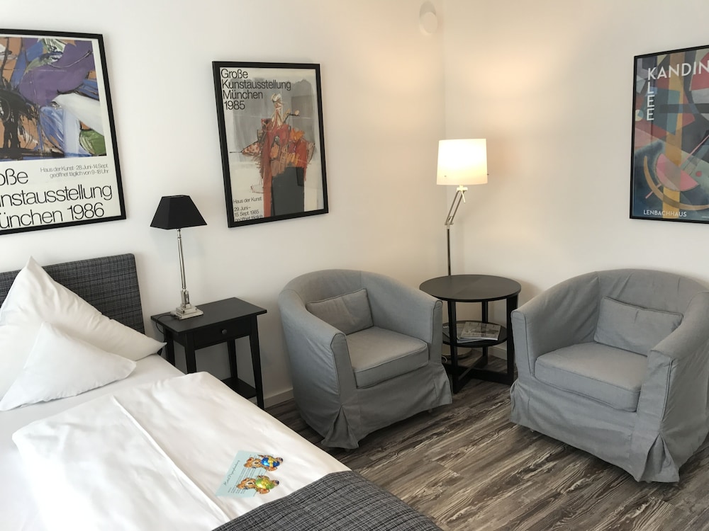 Hotel Nymphenburg City 49/72