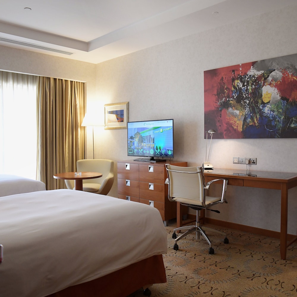 Holiday Inn Kuwait 65/79