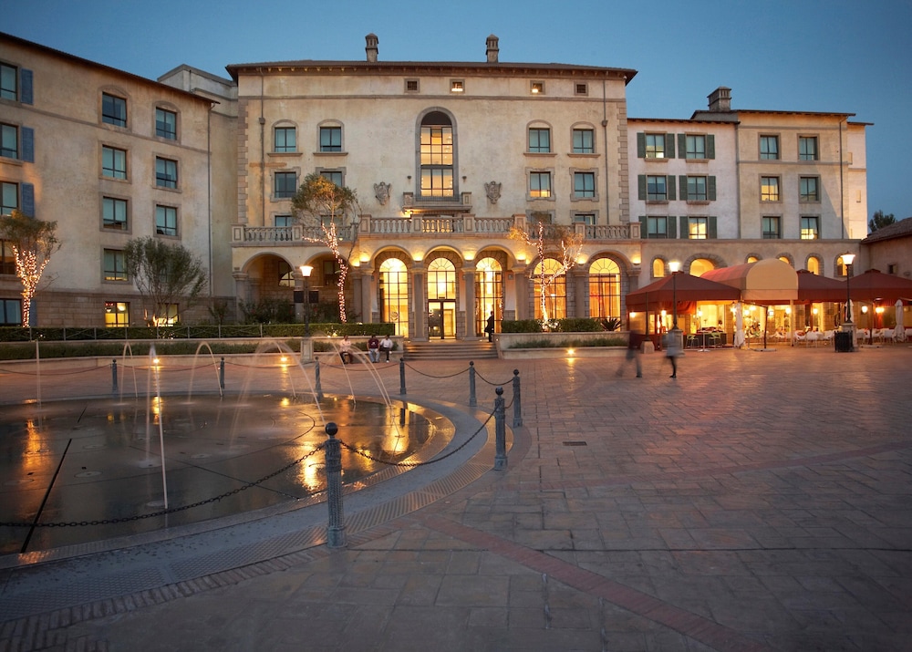 Sunsquare Montecasino 62/66