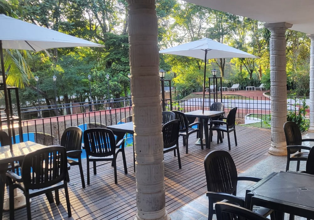 Hotel Bagu Cabanas del Lenador 38/50