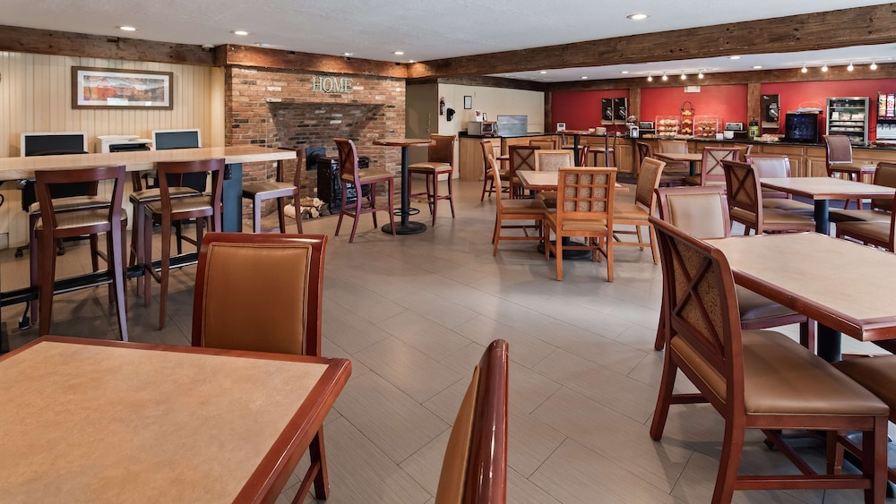 Best Western Inn & Suites Rutland-Killington 39/48