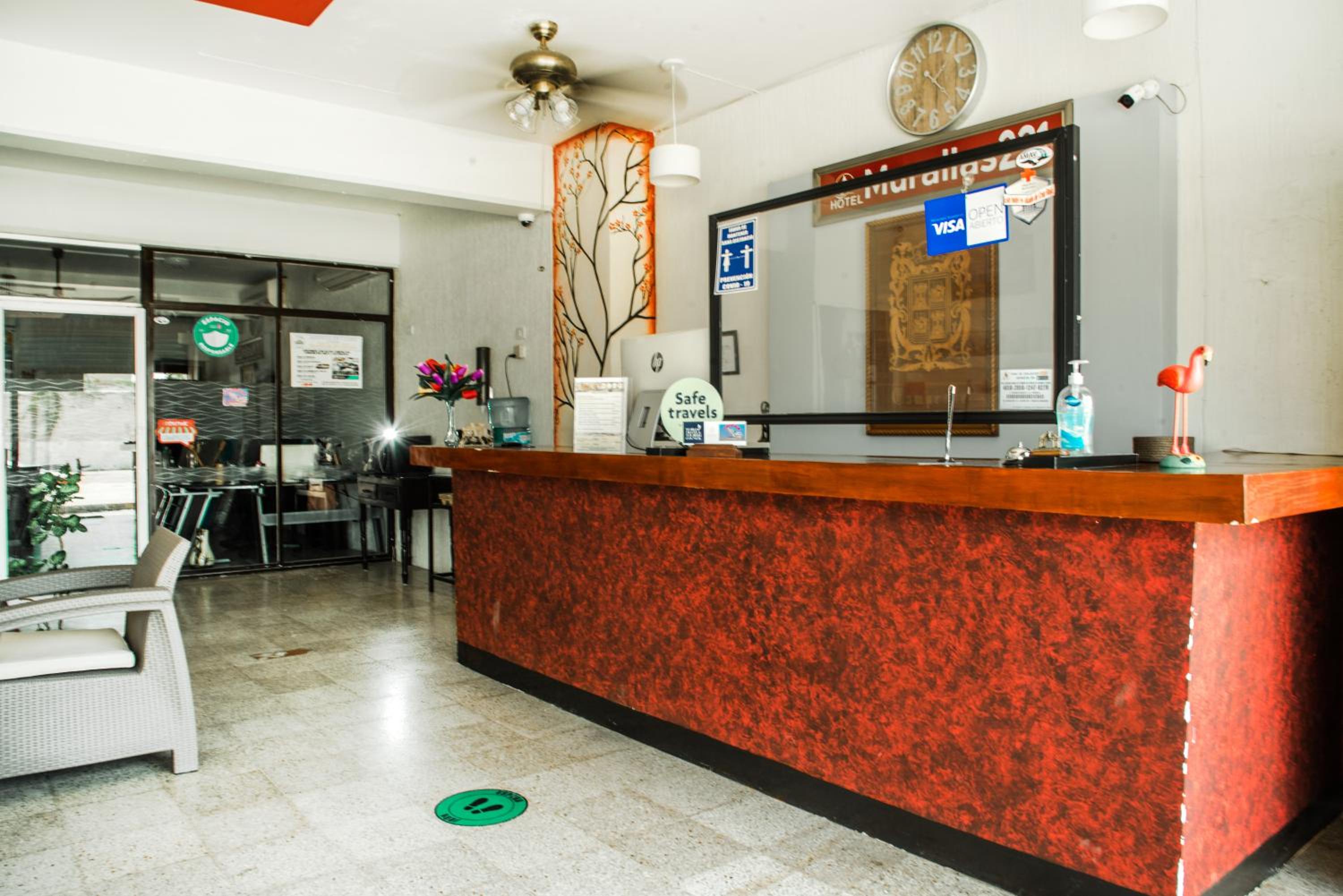 Hotel Murallas 231 5/50