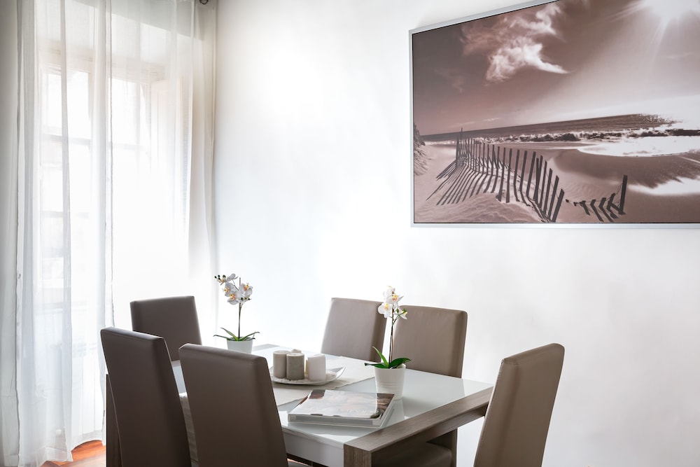 The Sistina Suite 31/46