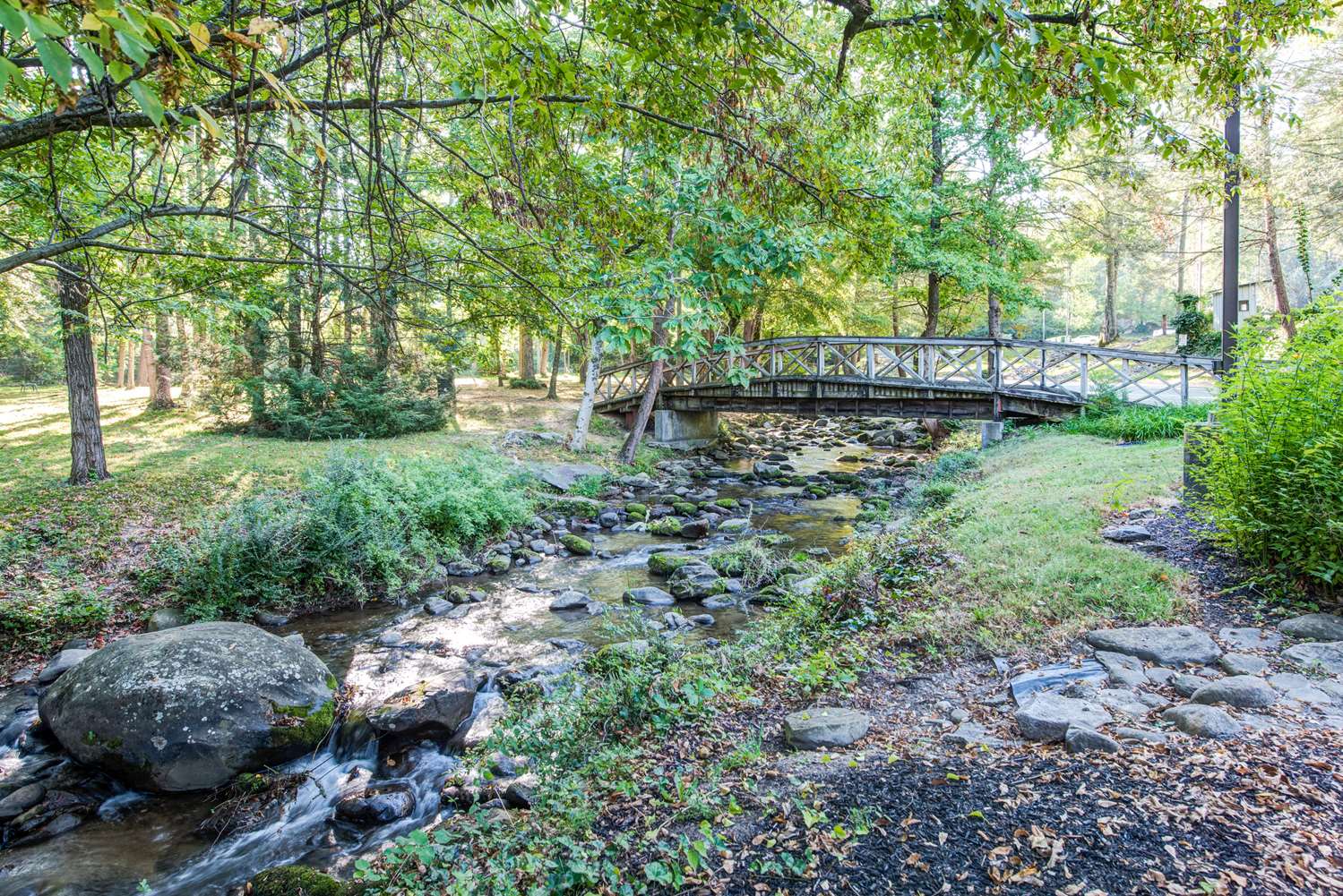 Quality Inn Creekside - Downtown Gatlinburg 30/45