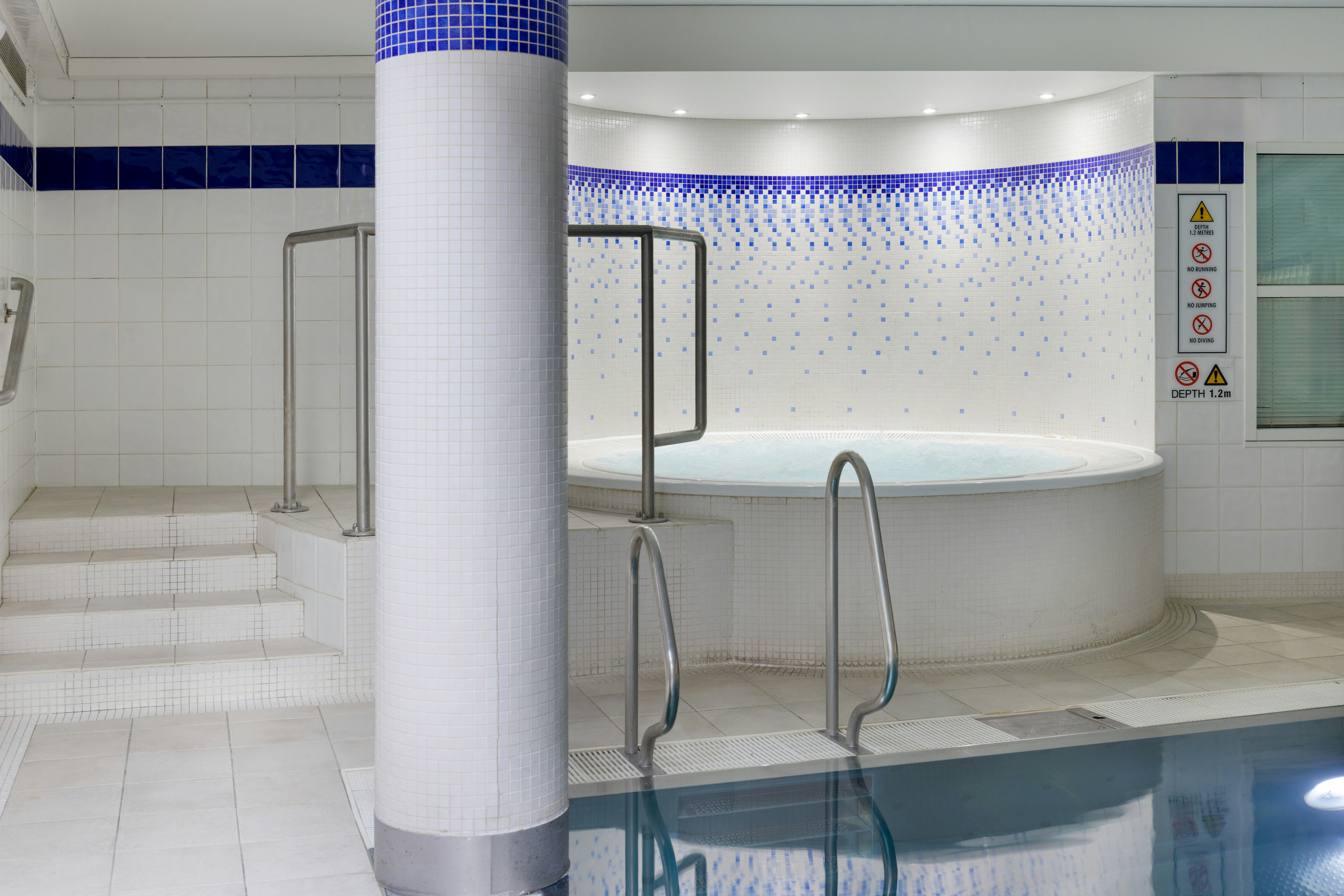 Hilton Cardiff Hotel 49/50
