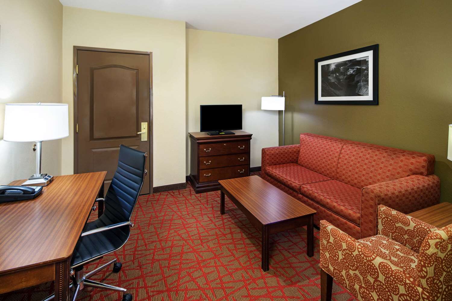 La Quinta Inn Suites By Wyndham Oxford Anniston 11/14