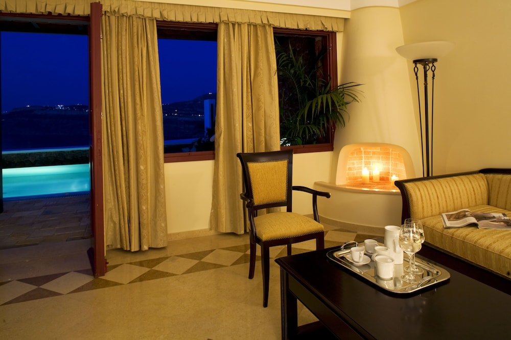 Maison De Lys Luxury Suites 35/72