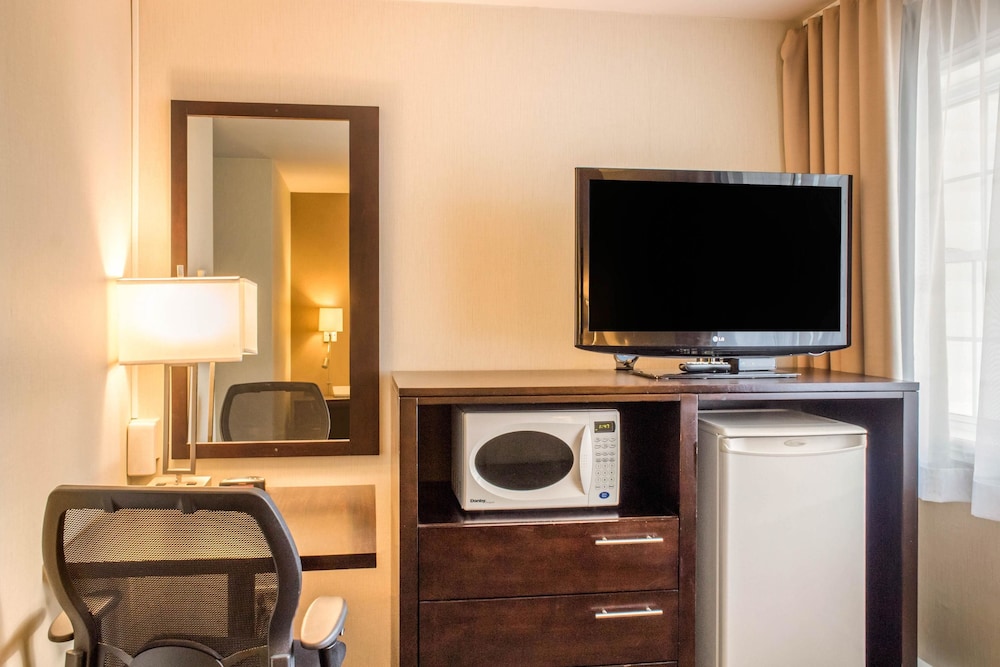 Comfort Inn Halifax NS 41/45