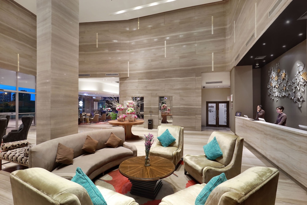 Swiss-Belhotel Airport Jakarta 30/42