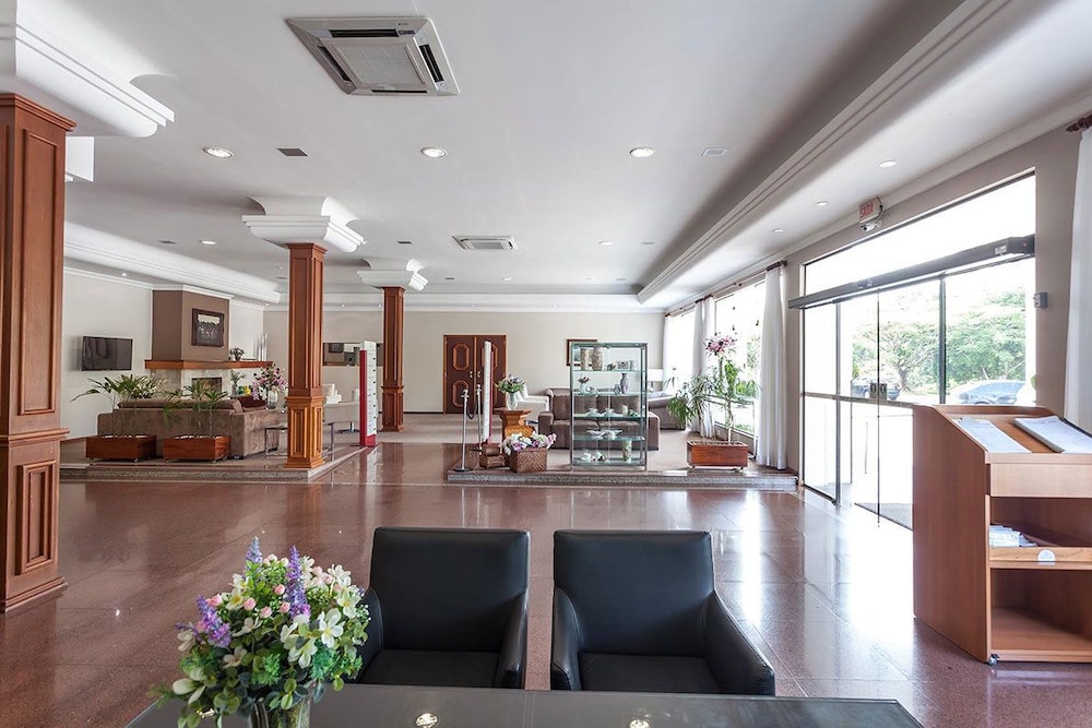 Monthez Hotel & Eventos 51/65