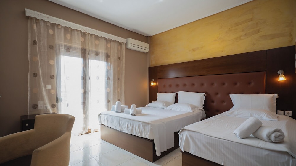 Toti Boutique Rooms 33/55