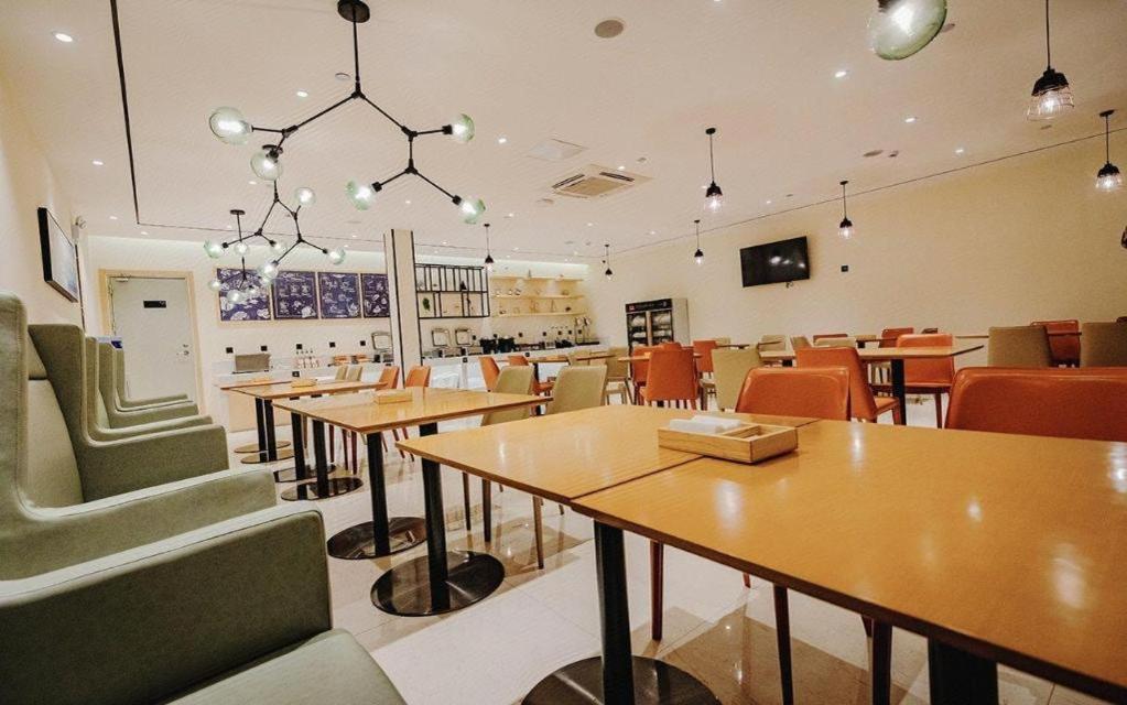 City Comfort Inn (Dali Railway Station) 43/55