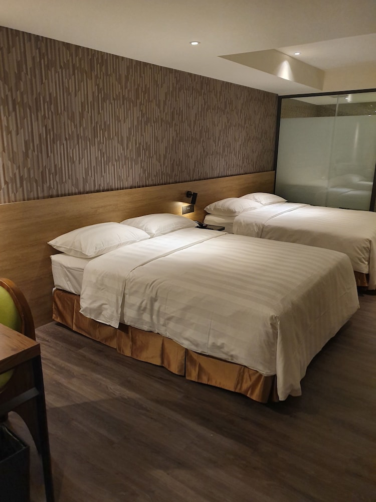 City Suites Taoyuan Station 29/50