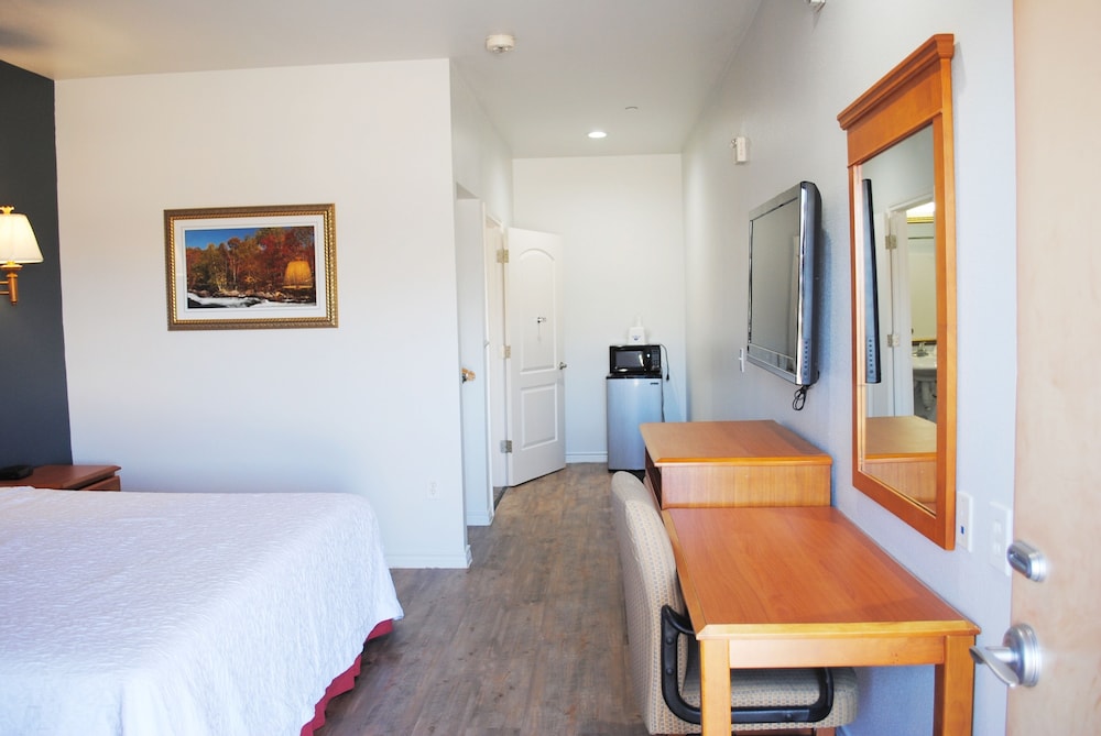 Bestway Inn 24/43